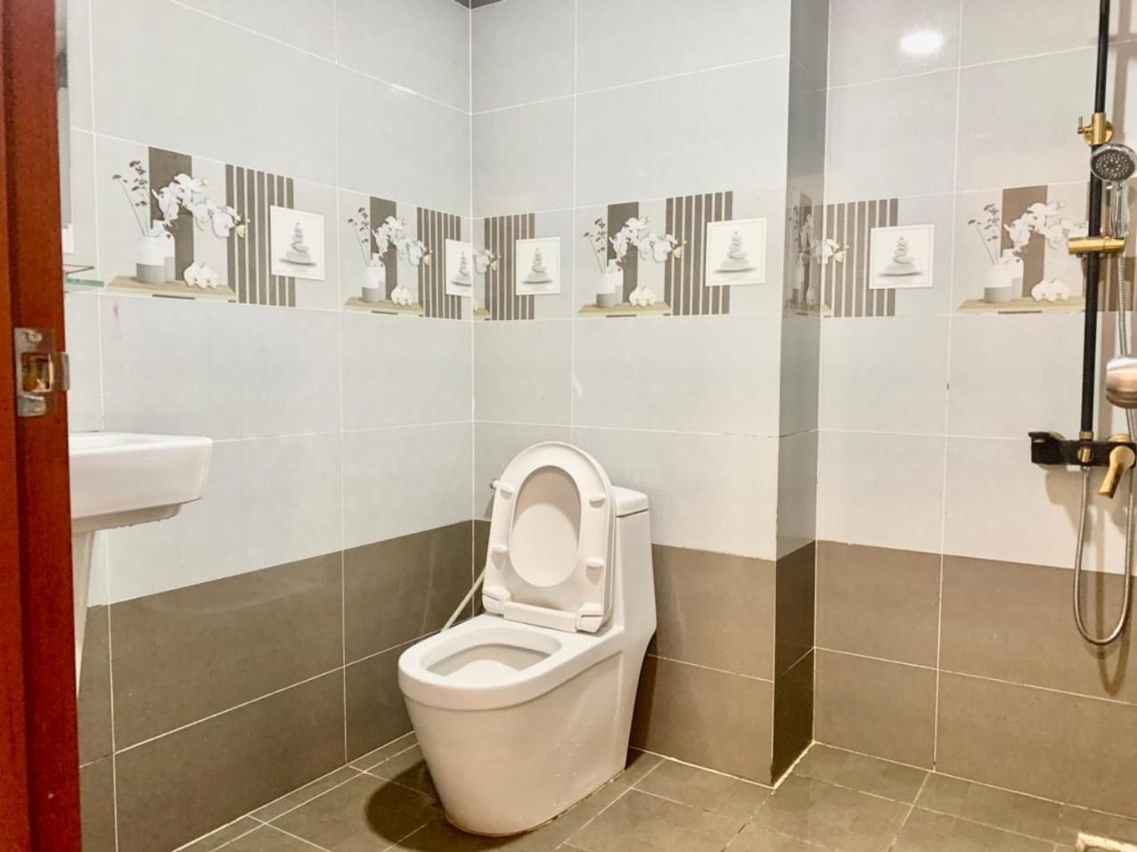 Nhan Duc Hotel ホーチミン市 エクステリア 写真